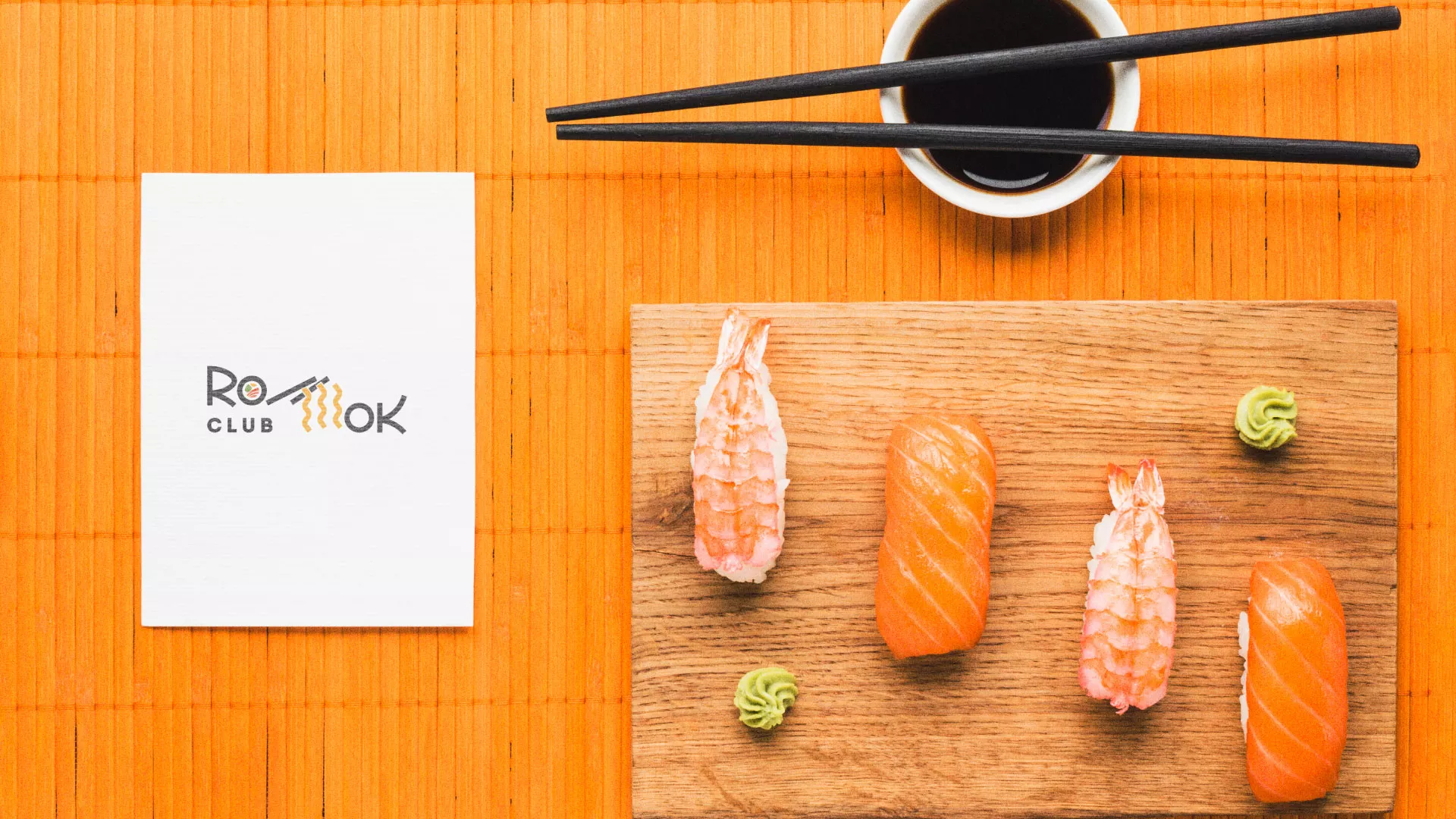 Создание логотипа суши-бара «Roll Wok Club» в Суворове